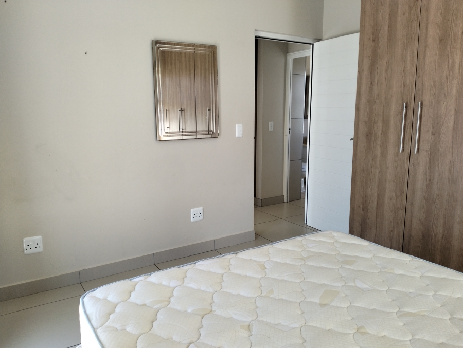 To Let 3 Bedroom Property for Rent in Marina Martinique Eastern Cape
